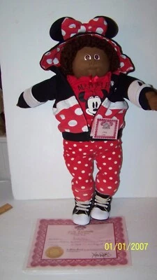 XAVIER ESCULTURA SUAVE REPOLLO PARCHE muñeca ROSA ED 1984 A/A NIÑA CON PAPELES Foto 1 de 4