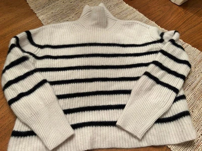 Suéter para mujer Nordstrom pequeño de cachemir Foto 1 de 4