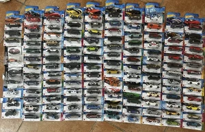 Lotto 128 HOT WHEELS modelli Diversi Anche Rari E Altre Marche - Foto 1 di 1
