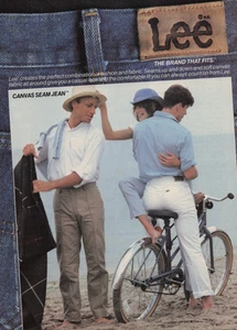 1985 Vintage Print Ad Lee Canvas Seam Jean Couple Friends Bike Beach Smiling - Picture 1 of 2