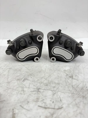 Harley-Davidson Road King 2004 par de pinzas de freno delanteras FLHRI Foto 1 de 4