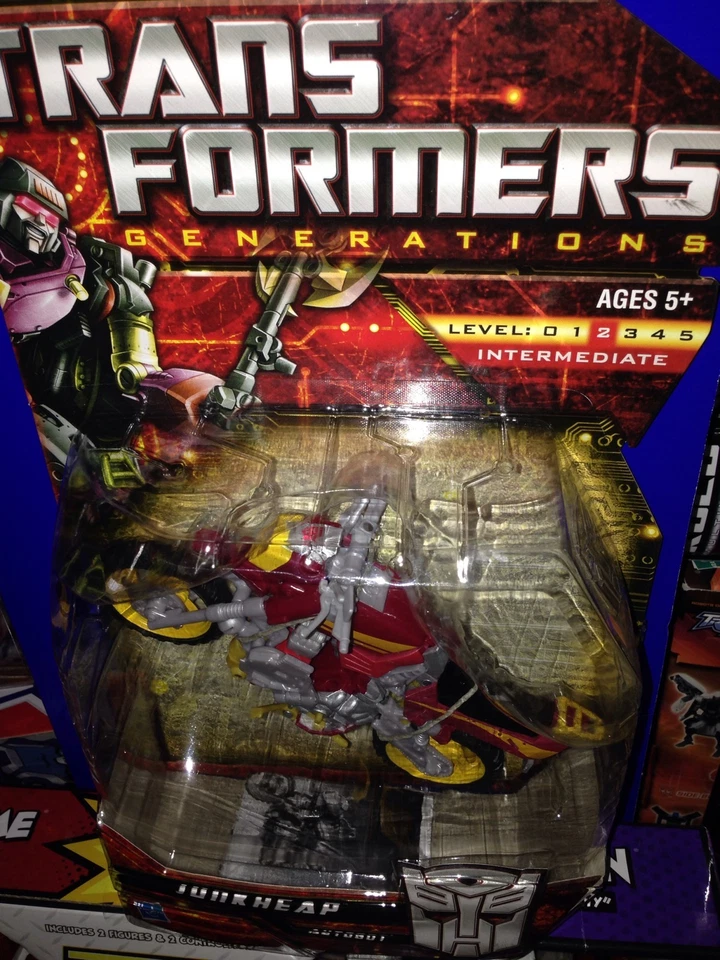 Transformers Generations Deluxe G1 Junkheap Universe Classics Chug New - Image 1 of 1