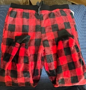 SATURDAZE JUNIOR FUZZY PARJAMA BOTTONS SIZE SMALL JUNIOR/BRAND NEW - Picture 1 of 2