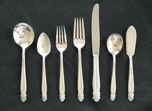 Lot of Holmes & Edwards Silverplate Flatware Danish Princess Your Choice - Picture 1 of 18