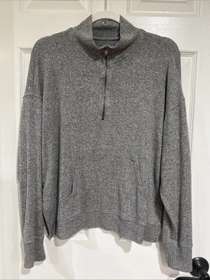 Aerie Women's LG Long Sleeve 1/4 Zip Pullover Gray Sweater - Image 1 of 4