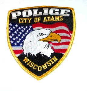 Patch City Of Adams Wisconsin Dipartimento di Polizia Aquila Americana e Bandiera NUOVA inutilizzata - Foto 1 di 5