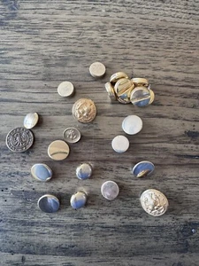 Vintage Antique Metal Button Misc Brass? Hesian Soldier Variety Buttons Lot - Picture 1 of 18
