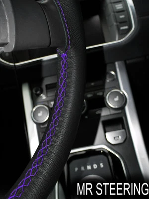 Coprivolante In Pelle Nera Per MERCEDES W203 00-07 Con Cucitura Viola Doppia - Immagine 1 di 4
