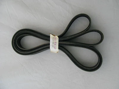 Cinturón acanalado en V 077903137D Audi Quattro V8 (1990) Foto 1 de 4