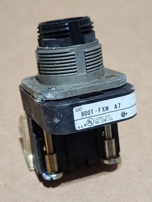 CAT Caterpillar 800T-FXN A7 Push Button 800TFXNA7 Ser. T Core - Image 1 of 4