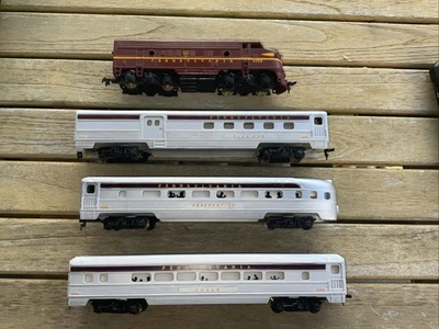 Пассажирский набор Tyco Mantua T6408 5:15 Commuter Pennsylvania отдельно без коробок - Изображение 1 из 4