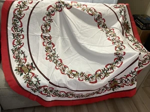 Colorful Round Shape Christmas Holiday Cloth Tablecloth - Picture 1 of 5