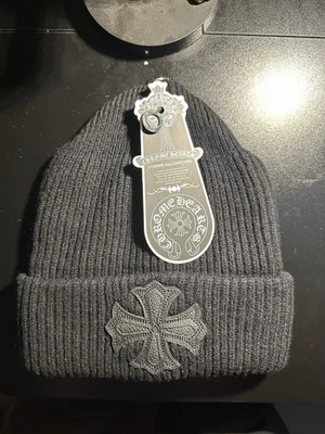 Gorro Cross Negro Cromo Corazones  Foto 1 de 3