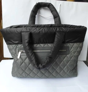 BOLSO DE MANO CHANEL COCCON GRIS/NEGRO XL  - Imagen 1 de 8