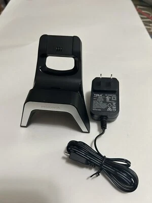 Insignia NS-GXBOECS101 Controller Charging Dock For Xbox One Free Shipping. - Image 1 of 4