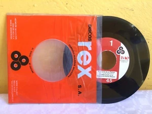 IVONNE DIOR -A LA ORILLA DE UN PALMAR / QUIEREME MUCHO- MEX 7" SINGLE CS BOLERO - Picture 1 of 3