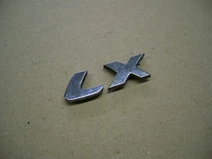 PEUGEOT 206 FRONT WING BADGE LX 2000 YEAR 3 DR - Picture 1 of 3