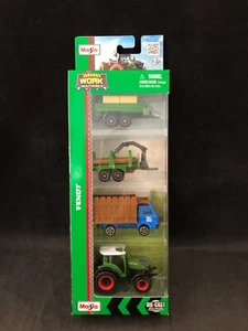 Maisto Mini Work Machines Farm - 4 Pack - Fendt Tractor & Accessories 12563 - Picture 1 of 3