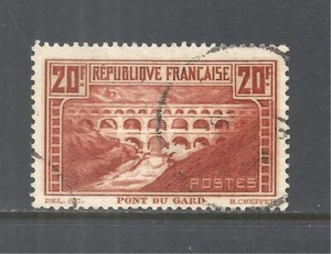 FRANCE SCOTT 254A USED VF - 1931 20fr ORANGE BROWN - PONT DU GARD NIMES - Afbeelding 1 van 2