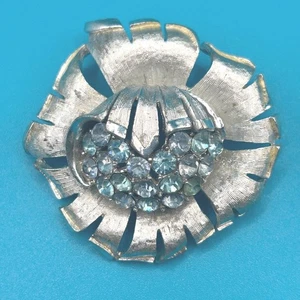 Coro Vintage Flower Brooch Silver Tone Blue Rhinestone Pin - Picture 1 of 8