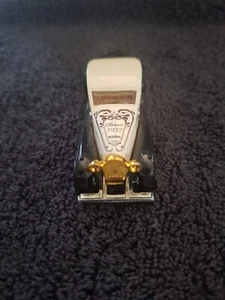 Hot Wheels Classic 1937 Malaysia 1980 Diecast Car RARE!!!! - Picture 1 of 5