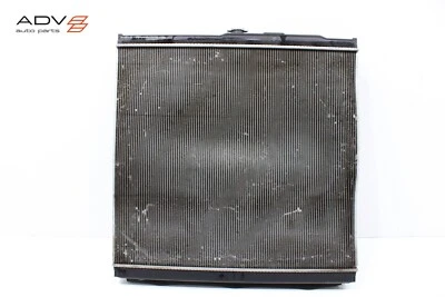 Toyota Sequoia 2014-2022 5,7 L motor refrigerante radiador de refrigeración OEM Foto 1 de 4