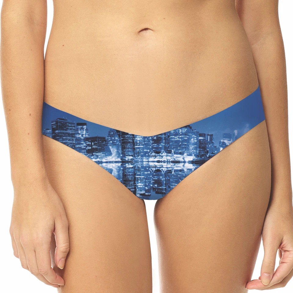 CLEARANCE - Commando Classic Photo-Op Thong in Bright Lights - M/L - Image 1 of 1