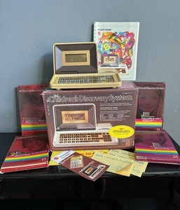 VTG The Children's Discovery System Bundle Computer, Manuals, 4 Cartridges Works - Picture 1 of 16