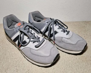 New Balance 574 Hombres Talla 10.5 Zapatos Color Gris ML574JHV Correr Informales Nuevo de Lote Antiguo. LEER - Imagen 1 de 12