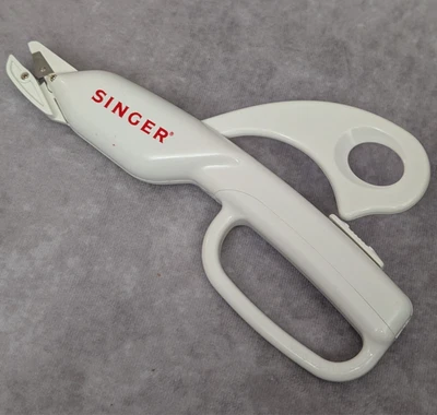 Vintage Singer Electric Scissors Sewing Quilting Fabric Crafts NO CORD - Image 1 of 4