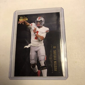 2021 Wild Card Matte Black Premier Justin Fields #MBC-2 - Bild 1 von 2