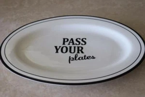 HOME ESSENTIALS "PASA TUS PLATOS" PLATO(s) ovalado(s) - NEGRO/BLANCO - NUEVO - Imagen 1 de 1