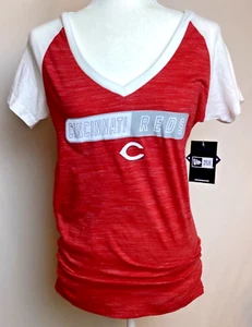 🍒 Nueva con etiquetas Camiseta New Era MLB 2023 Cincinnati Reds Cuello en V Pequeña Mezcla de Algodón 🍒 - Imagen 1 de 8