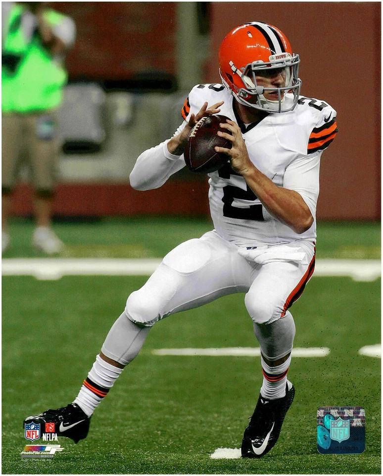 Foto de fútbol americano 8x10 con licencia de Johnny Manziel-Cleveland Browns Foto 1 de 1
