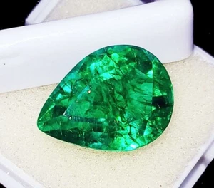 Pietra preziosa sfusa a forma di pera smeraldo naturale 11,00 ct con certificato - Foto 1 di 6