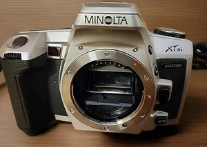 Cámara SLR analógica con cuerpo de carcasa Minolta XTsi - Imagen 1 de 4