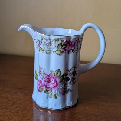 Jarra vintage Foley Harmony rosa adorno dorado porcelana antigua Inglaterra Foto 1 de 4