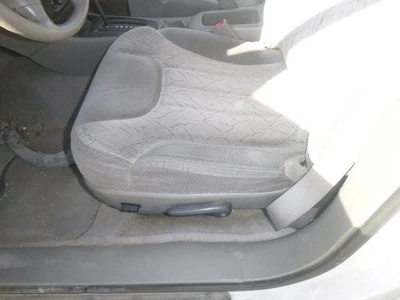 Used Front Left Seat Front fits: 2001 Chevrolet Malibu bucket cloth electric Fro Foto 1 de 4