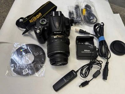 Nikon D5000 DSLR Camera w/ 18-55mm Lens Charger Remote SLIK Quick Shoe - image 1 of 4