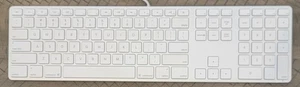 Genuine OEM Apple Keyboard Wired Number Pad White A1243 MB110LL/B - Very Good - Picture 1 of 24