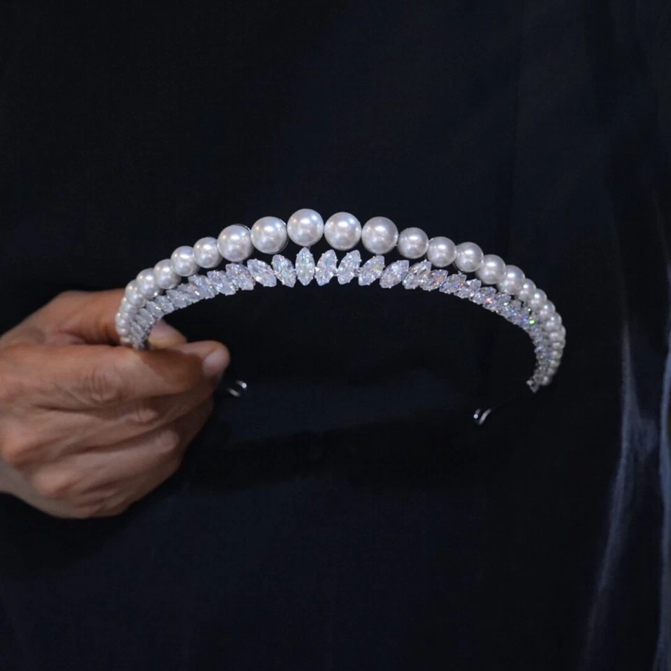 Nuevo Lindo Perlas Coreanas Boda Tiaras Headpices Brillantes Novias Accesorio para el Cabello Foto 1 de 4