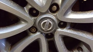 Nissan Cube Juke Murano Quest Rogue Versa Leaf Wheel Center Cap 40343-2DR0A - Picture 1 of 1