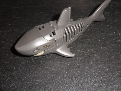 LEGO Piratas del Caribe Silent Mary 71042 Zombie Ghost Shark Foto 1 de 2