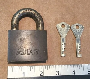 Abloy 3071 model vintage padlock w/ 2 working keys - made in Finland - Picture 1 of 12