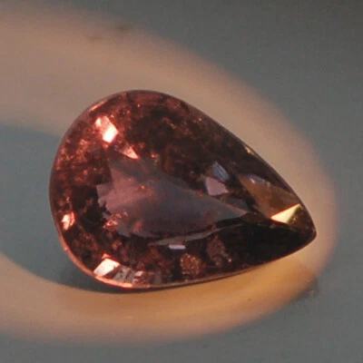 0.78CT STUNNING AA UNHEATED OVAL COLOR CHANGE SAPPHIRE NATURAL - Image 1 of 3