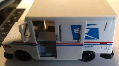Kinsmart United States Postal Service USPS  Delivery Mail Truck 1/36 Scale - Image 1 of 4