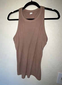 Old Navy Ultralite Go-Dry Athletic Tank Top Nude/Brown Color SIZE SMALL - Picture 1 of 5