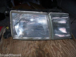 1993 1994 LEXUS LS 400 RIGHT HEADLIGHT OEM USED ORIGINAL EQUIPMENT - Picture 1 of 5