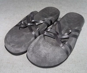 Vionic Suede Mules Criss Cross Women’s Sz 7 Gray Claire Comfort Flat Slip On - Picture 1 of 4