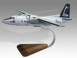 Avión de madera de escritorio Fokker F27-500RF Royal Australian Navy nuevo modelo pequeño 1/100 - Imagen 1 de 12